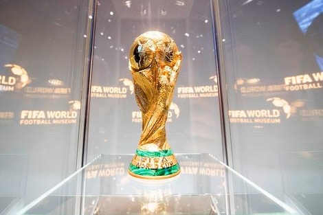 منتظر حول سحب الفيفا مونديال 2022 من قطر وتحديد الدول المنظمة لبطولة كأس العالم.